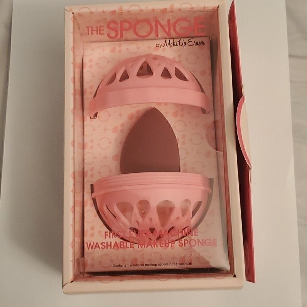 Makeup Eraser sponge   